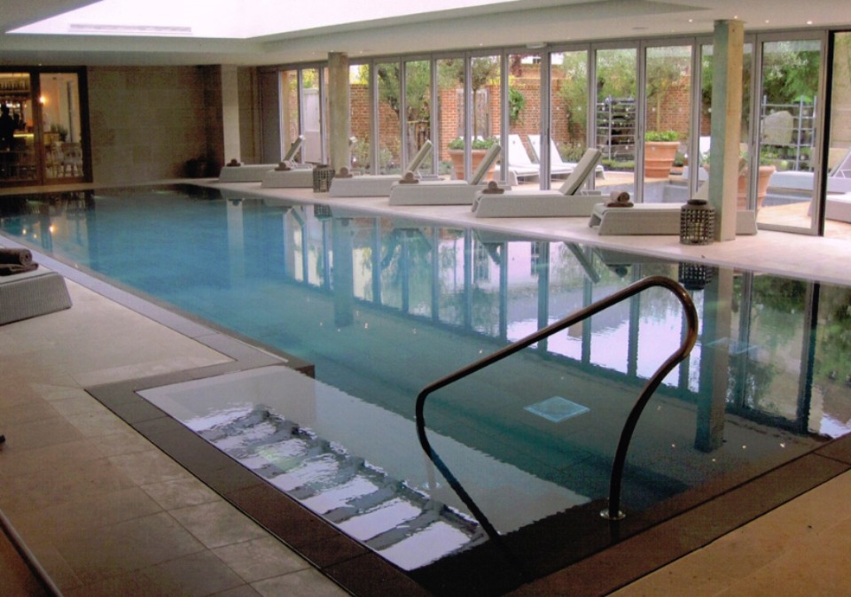 Commercial Swimming Pool