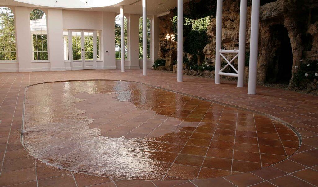 closing moving floor pool