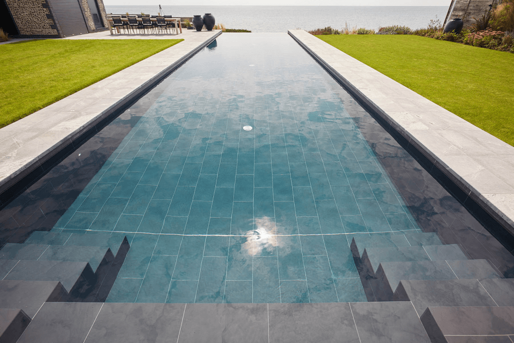 Guncast Infinity Edge Pools