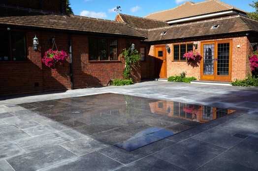 Outdoor Swimming Pool Design Trends in 2023