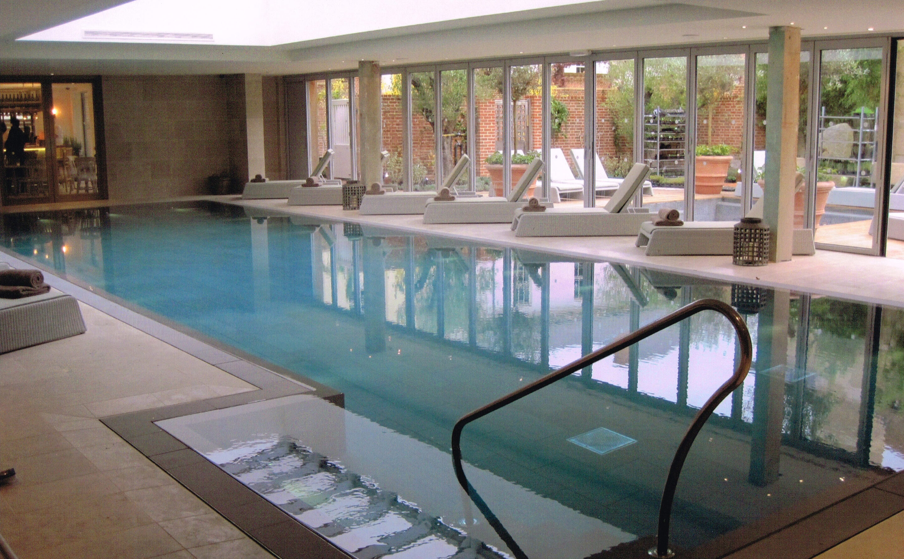 Small pools, big features: Key commercial swimming pool trends