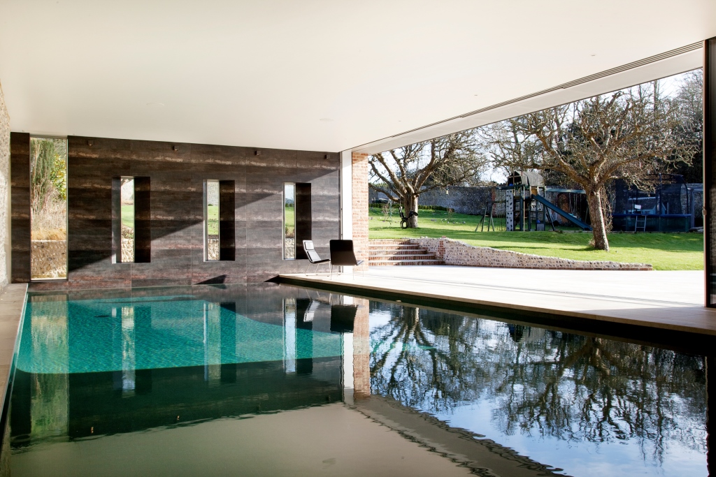 Award nominated indoor swimming pool