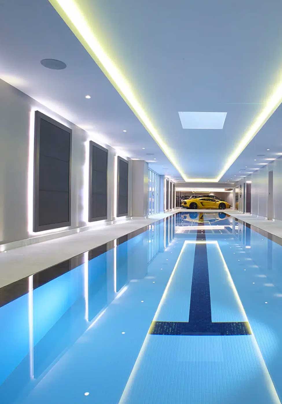 Indoor swimming pool 