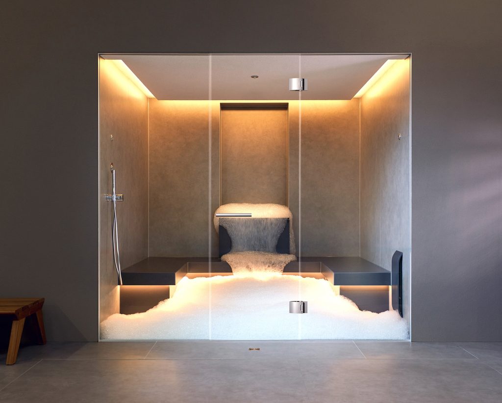 klafs ESPURO foam steam bath cabin close up