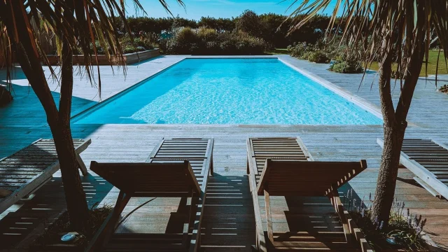 Sunshine, sea air, and a pool that complements the laid-back rhythm of East Witterings life, thoughtfully designed by the Guncast team to elevate the client’s effortless coastal living.

📩 Dreaming of an outdoor pool for your home?

Contact us about starting your pool project in time for summer 2026.

#pooldesign #wellness #architecture #thewitterings #westsussex